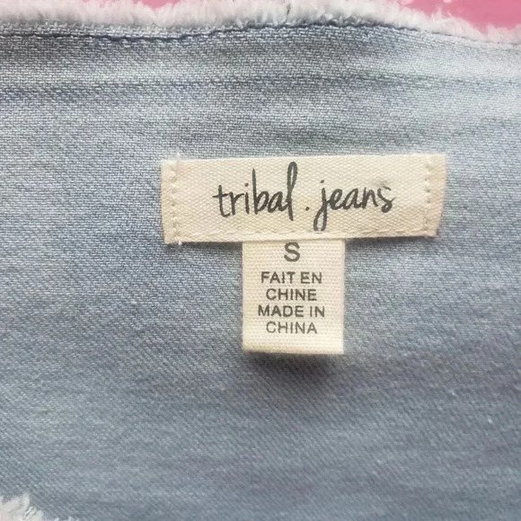 Tribal Raw Edge Jean Jacket with Combo Sleeves - Picture 3 of 6